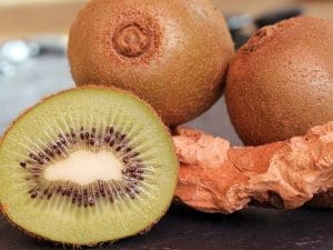 kiwi, fruit, healthy-1402838.jpg