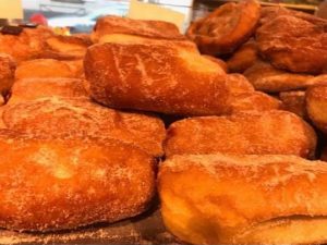 Beignet à la crème pâtissière vanille